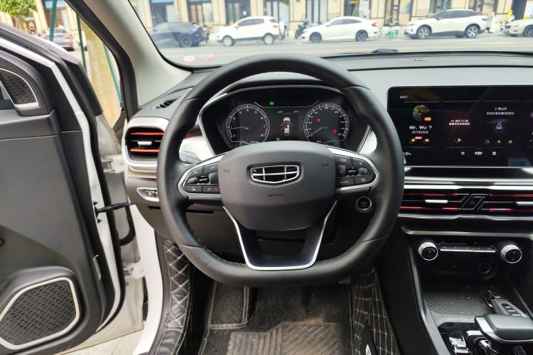 GEELY Coolray 2022 #11 GEELY Coolray 2022 car image #11