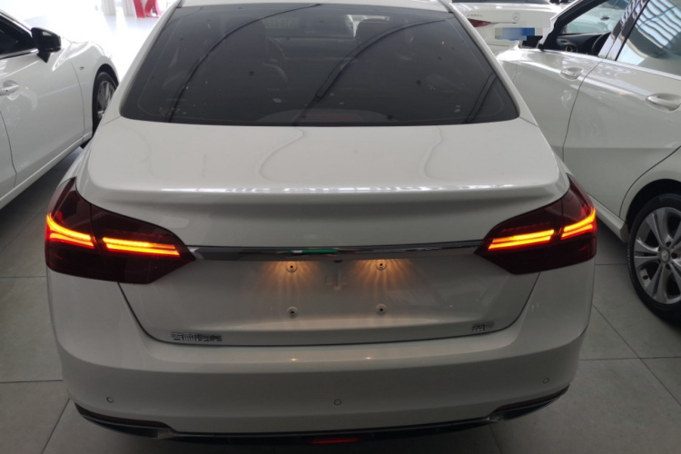 GEELY Emgrand 2020 immagine di auto #6