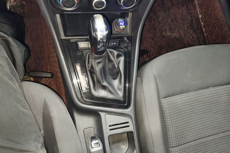 Volkswagen Lavida 2018 car image #14