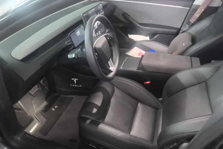 Tesla Model 3 2024 car image #15