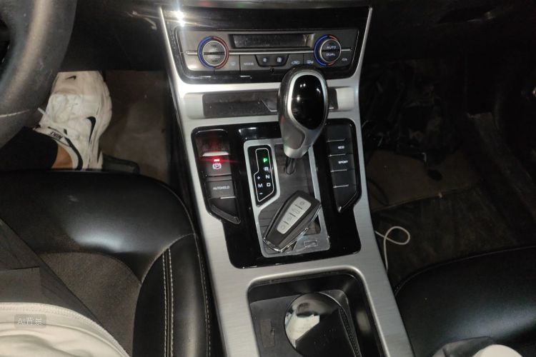 GEELY Emgrand GS 2020 #16 GEELY Emgrand GS 2020 car image #16