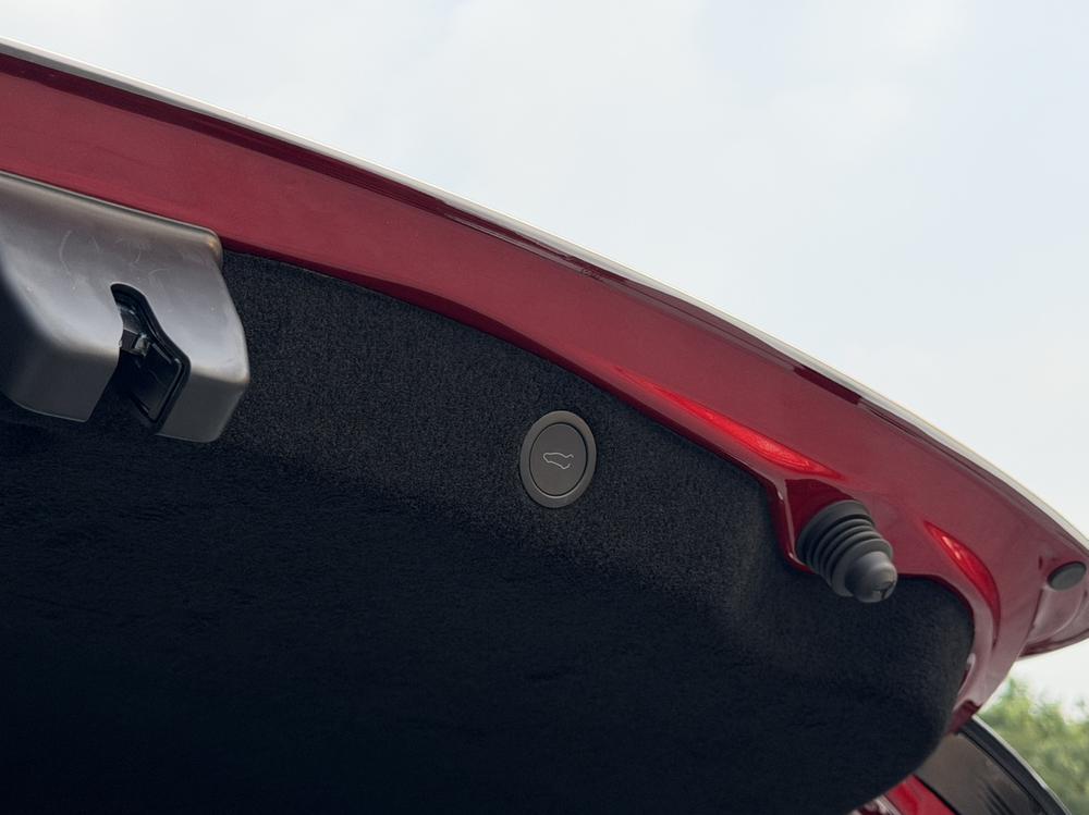Tesla Model 3 2026 car image #12