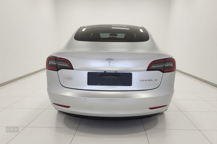 Tesla Model 3 2023 immagine di auto #6