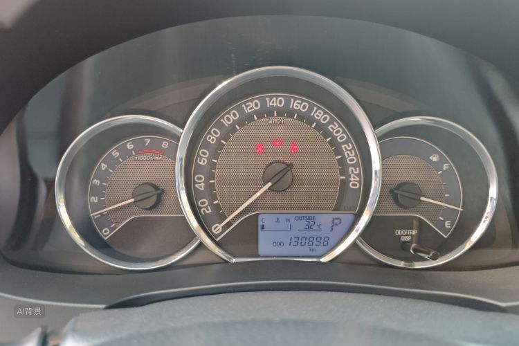 2015 car image #13