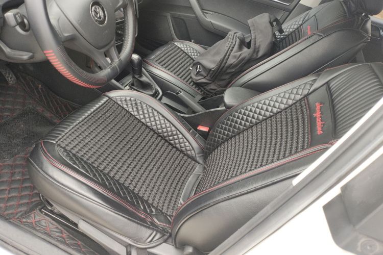 Volkswagen Santana 2019 صورة سيارة #15