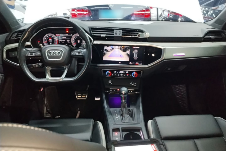 Audi Q3 2024 #10 Audi Q3 2024 car image #10