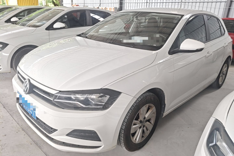 Volkswagen Polo 2023 car image #2