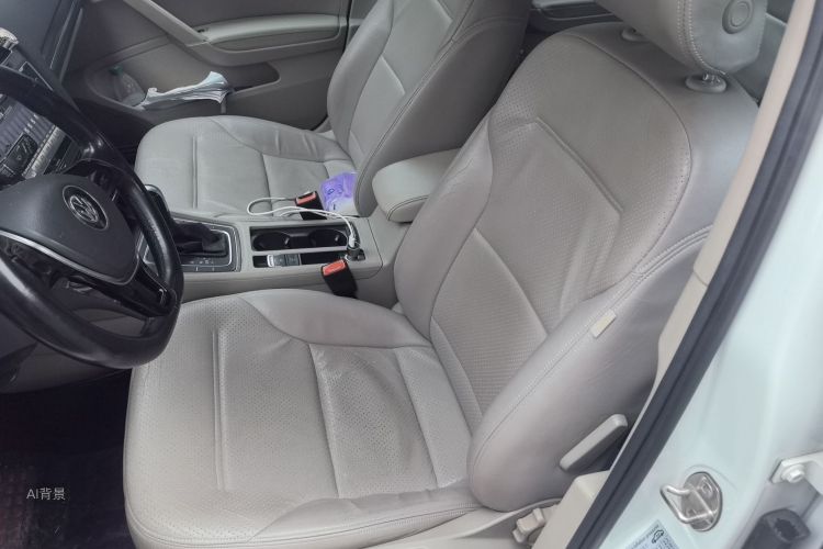 Volkswagen Golf 2015 car image #17
