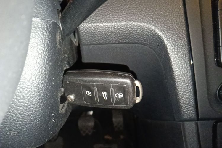 Volkswagen Santana 2017 #10 Volkswagen Santana 2017 car image #10