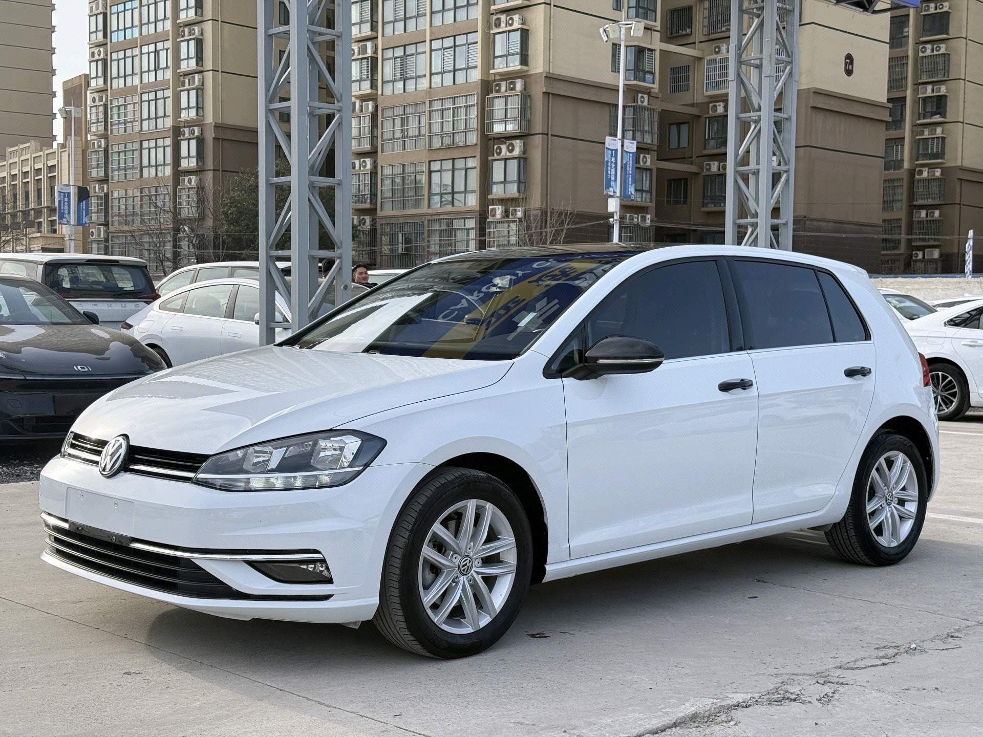2018 2018 car image