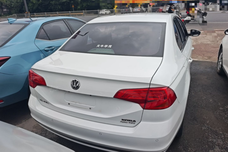 Volkswagen Bora 2018 car image #6
