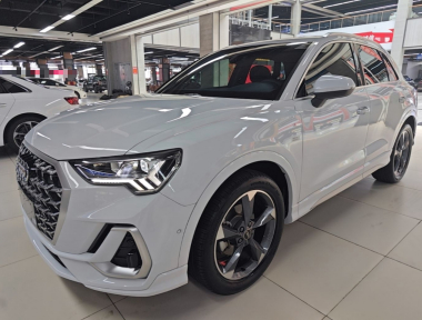 Audi Q3 2024 Audi Q3 2024 car image