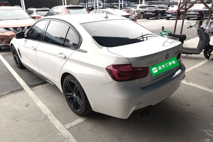 BMW 3 Series 2018 car image #5