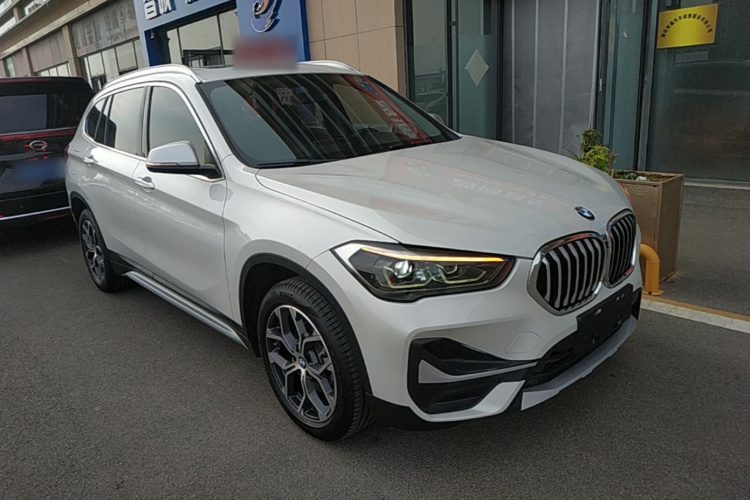 BMW X1 2022 #4 BMW X1 2022 car image #4