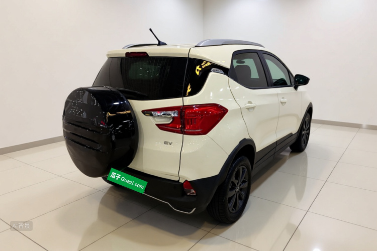 BYD Yuan New Energy 2020 car image #7