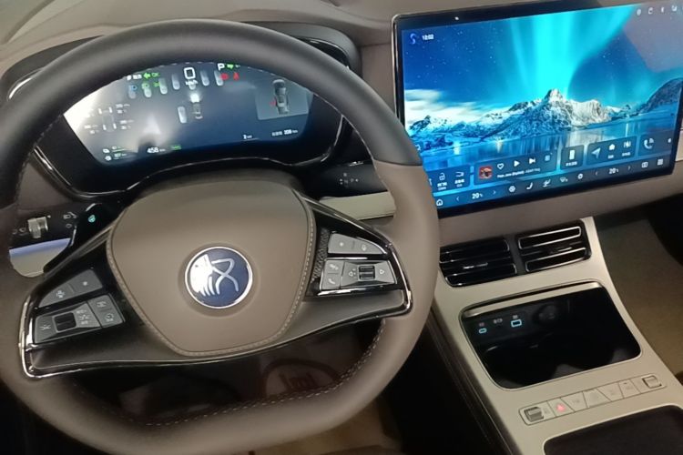 BYD Han 2025 #14 BYD Han 2025 immagine di auto #14