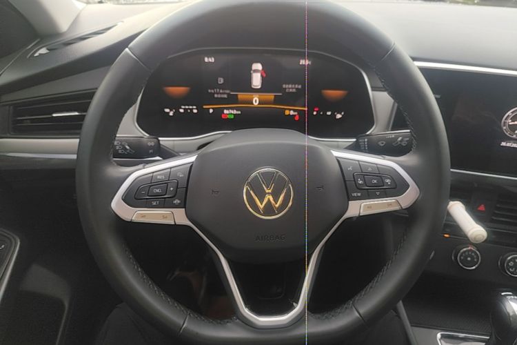 Volkswagen Bora 2023 car image #15
