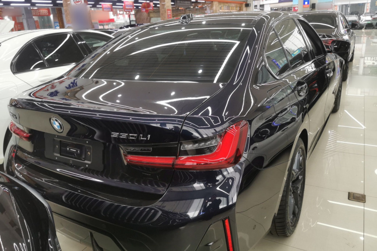 BMW 3 Series 2025 изображение автомобиля #6