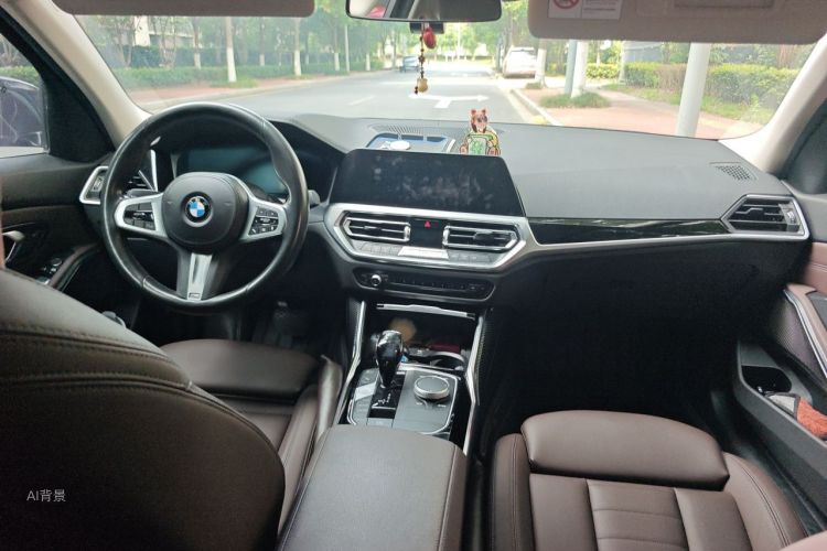 BMW 3 Series 2020 immagine di auto #11