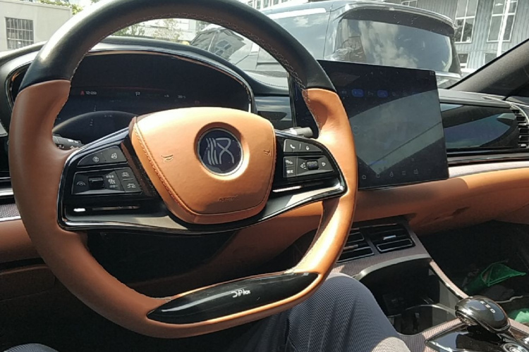 BYD Han 2022 car image #10