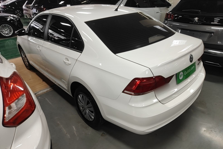 Volkswagen Santana 2022 car image #7