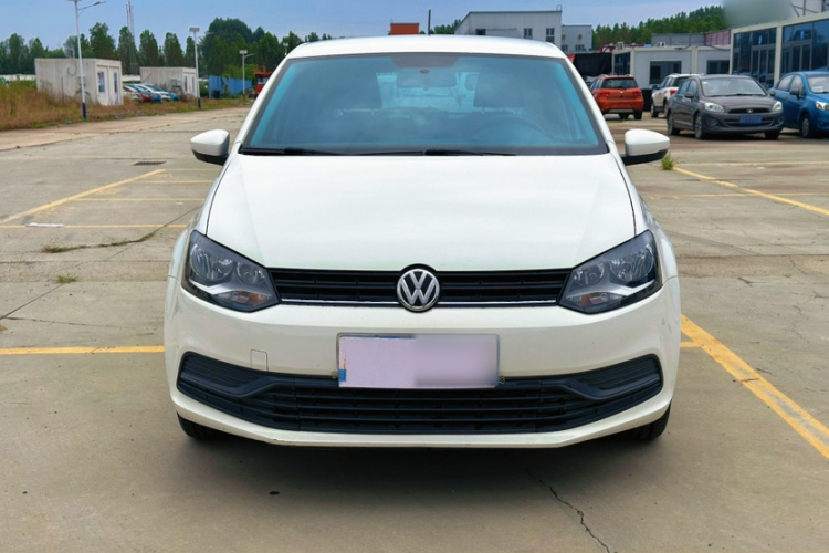 Volkswagen Polo 2016 car image #6