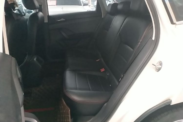 Volkswagen Tharu 2020 car image #17