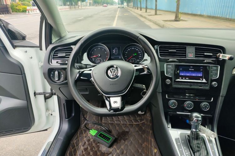 Volkswagen Golf 2016 #11 Volkswagen Golf 2016 car image #11