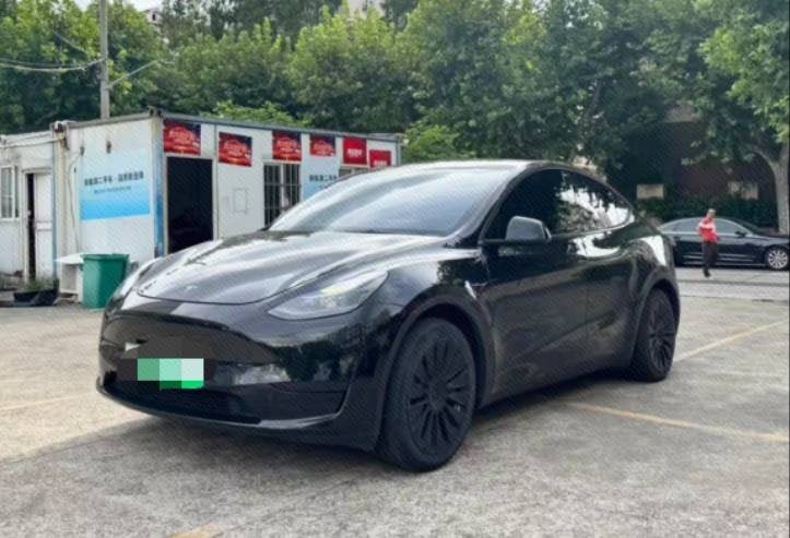 Tesla Model Y 2022 Tesla Model Y 2022 car image