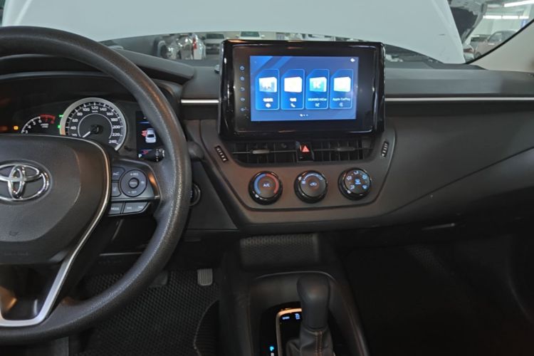 Toyota Corolla 2023 car image #13