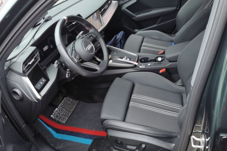 Audi A3 2024 immagine di auto #15