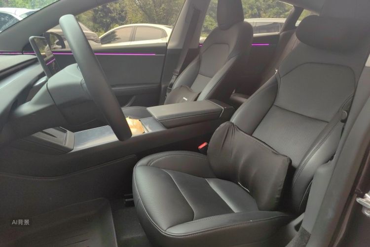 Tesla Model 3 2024 car image #17
