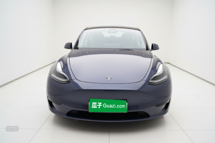 Tesla Model Y 2022 #3 Tesla Model Y 2022 car image #3