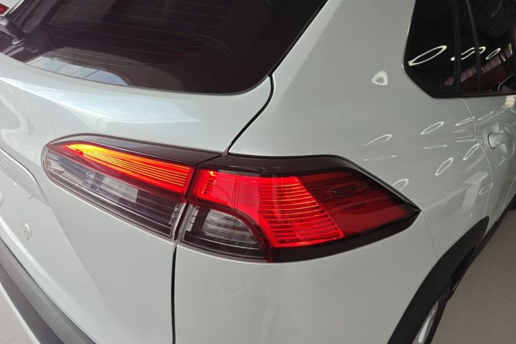 Toyota Corolla Cross 2022 car image #8