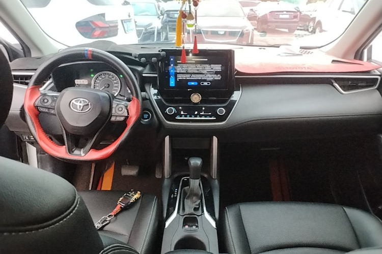 Toyota Corolla Cross 2022 #11 Toyota Corolla Cross 2022 car image #11