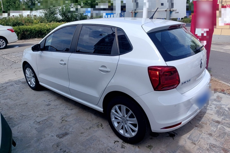 Volkswagen Polo 2017 car image #5