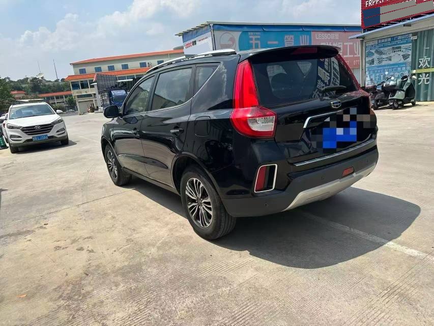 GEELY Vision X6 2017 immagine di auto #9
