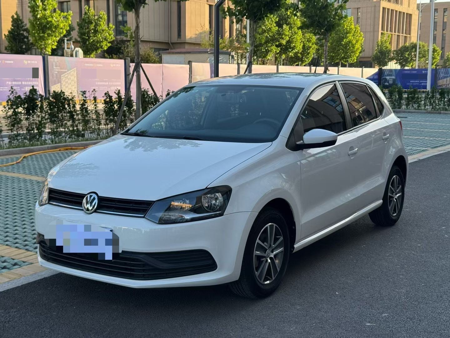 Volkswagen Polo 2017 car image 