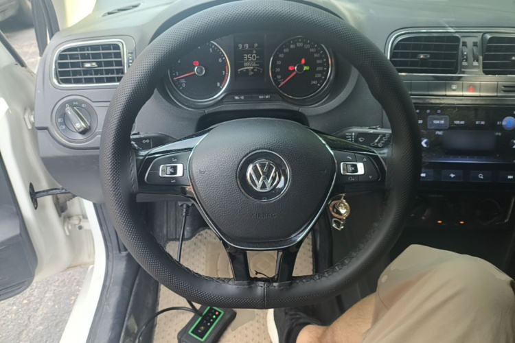 Volkswagen Polo 2018 #11 Volkswagen Polo 2018 car image #11