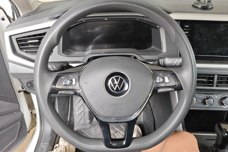 Volkswagen Polo 2023 #11 Volkswagen Polo 2023 car image #11