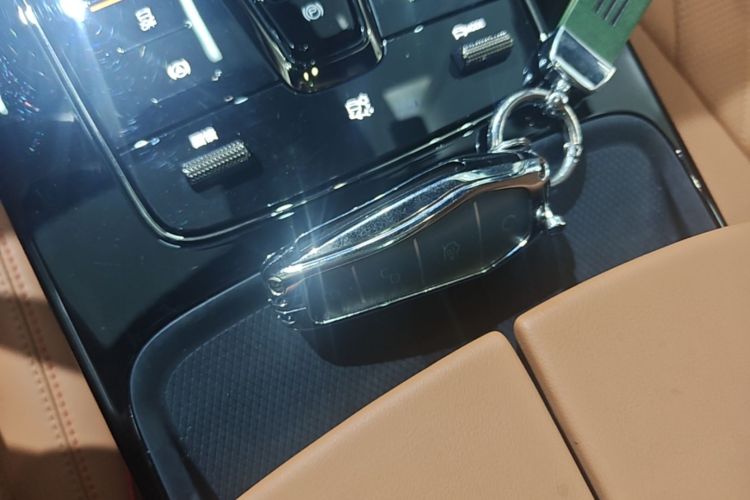 BYD Han 2022 car image #9