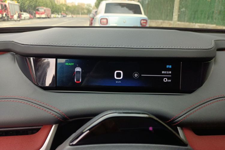 MI SU7 2024 изображение автомобиля #16