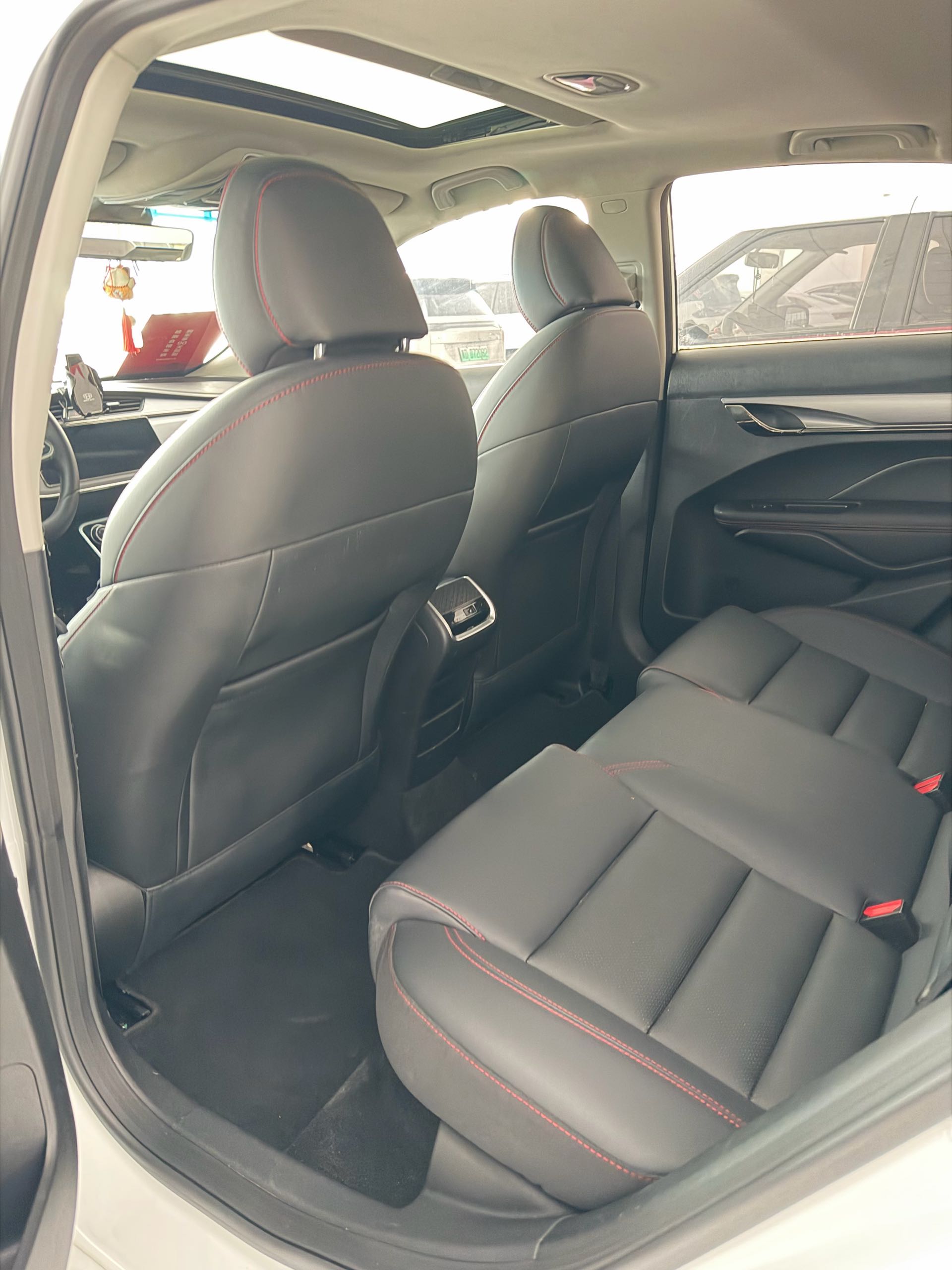 GEELY Binray 2020 car image #8