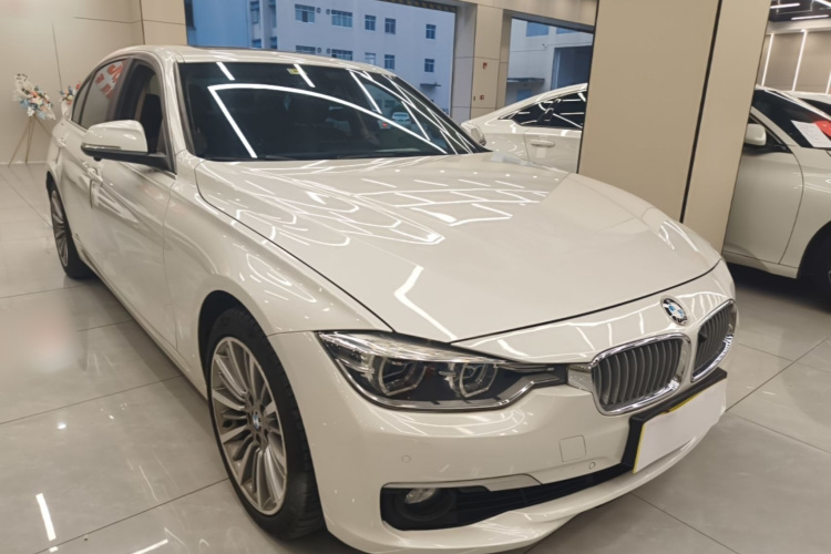 BMW 3 Series 2019 #6 BMW 3 Series 2019 изображение автомобиля #6