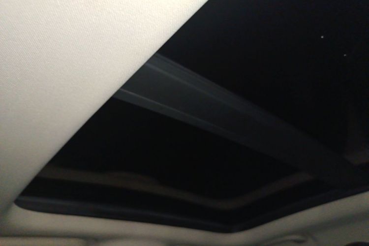 BYD Yuan 2016 #16 BYD Yuan 2016 car image #16