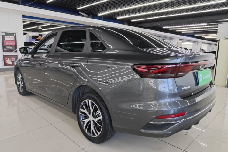 GEELY Emgrand 2025 #5 GEELY Emgrand 2025 car image #5