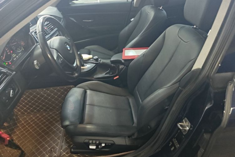 BMW 3 Series GT 2018 #15 BMW 3 Series GT 2018 car image #15
