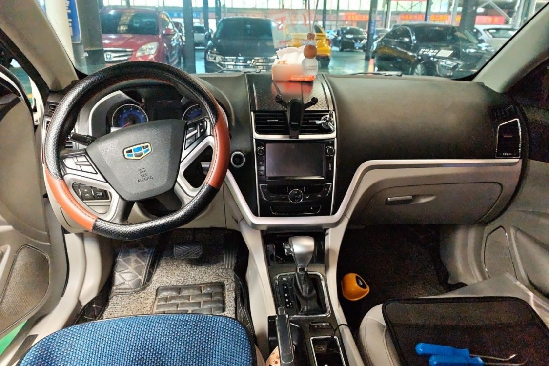 GEELY Emgrand 2015 #23 GEELY Emgrand 2015 image de voiture #23
