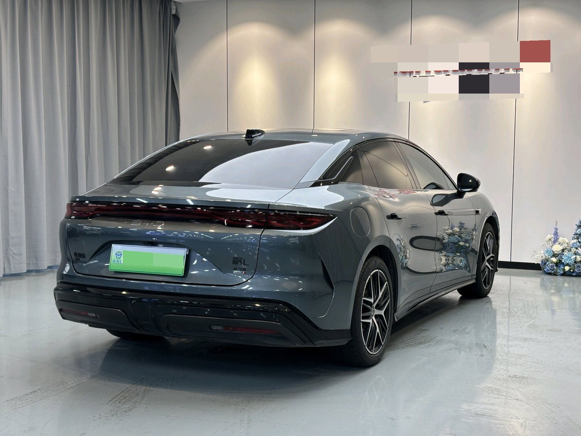 BYD HanL 2025 car image #7