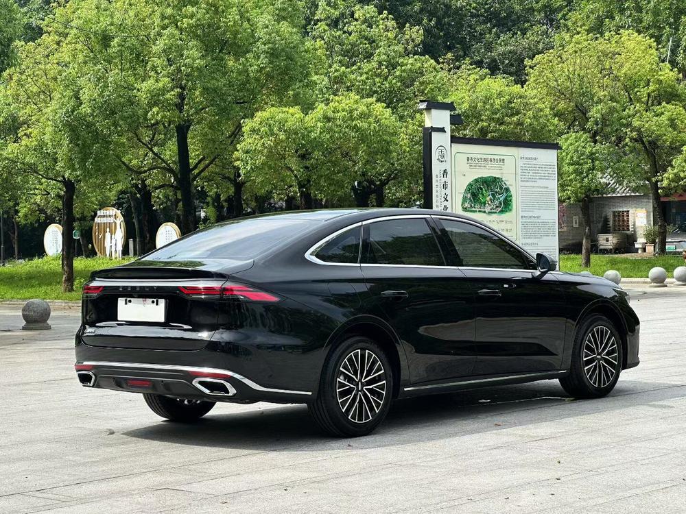 GEELY Emgrand 2026 #4 GEELY Emgrand 2026 imagem de carro #4